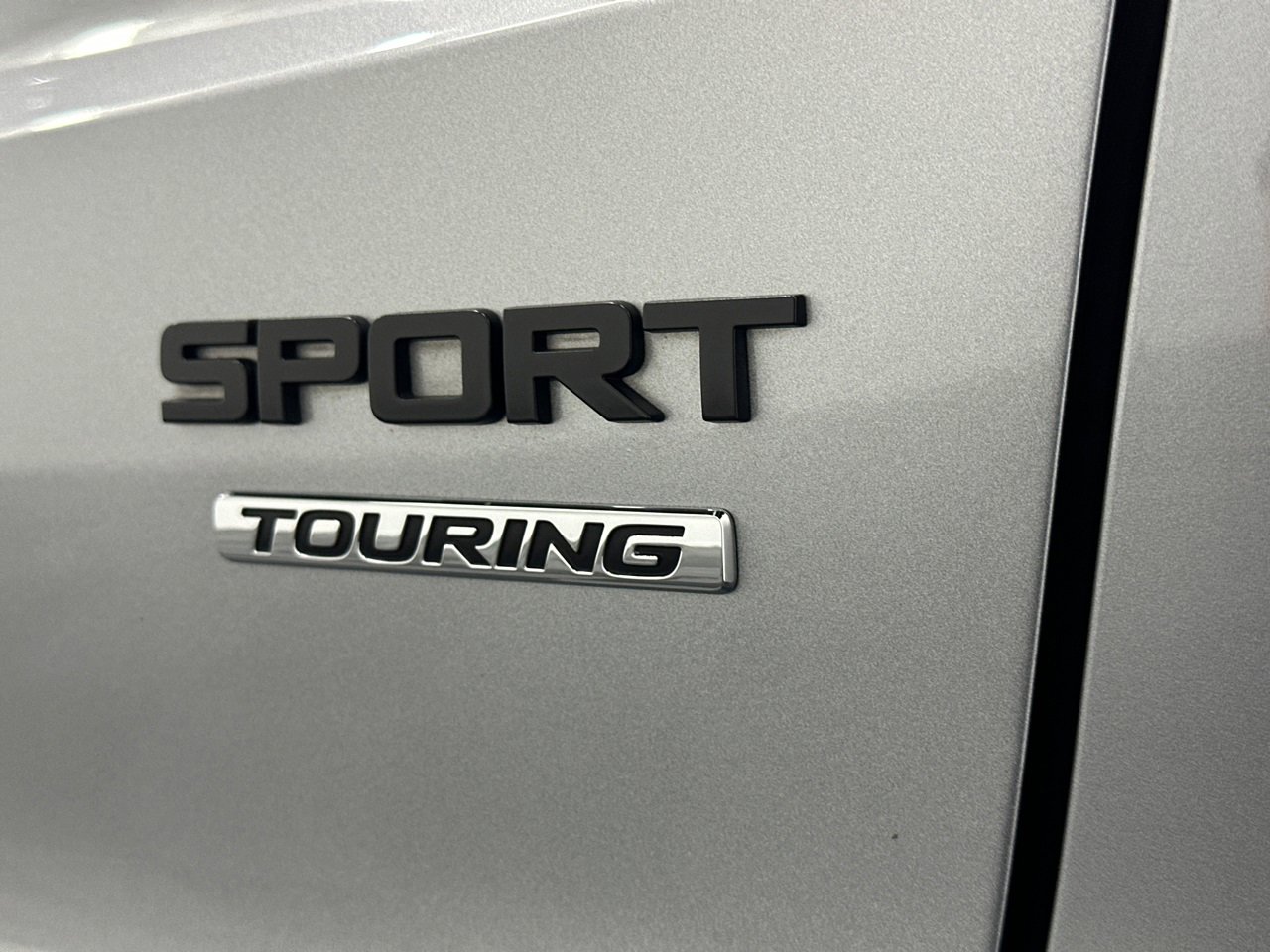 Used 2023 Honda CR-V Sport Touring image 8