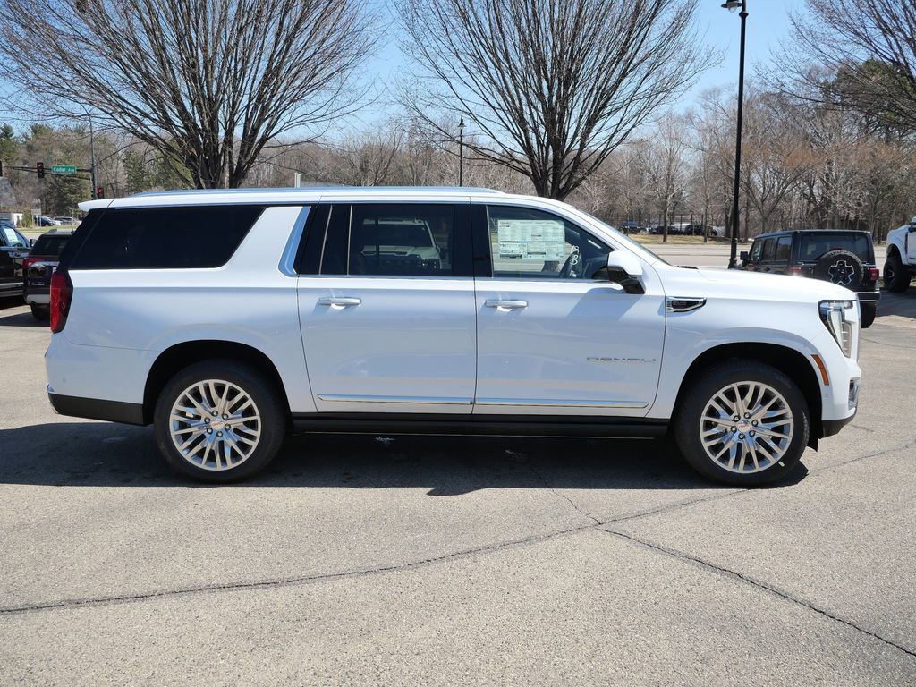 New 2026 GMC Yukon XL Denali w/ Denali Reserve Package AWD/4WD image 19