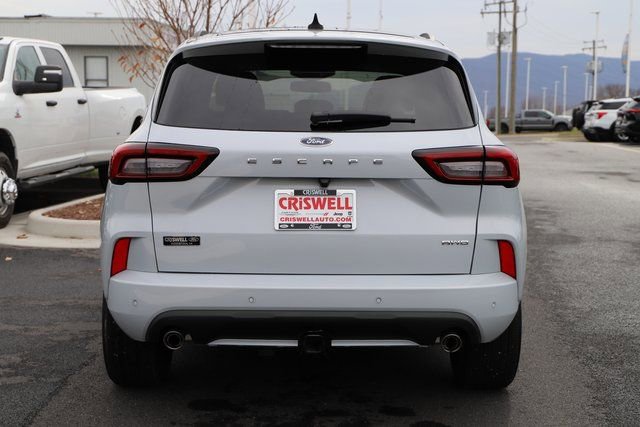 Used 2025 Ford Escape ST-Line Elite w/ Premium Technology Package image 5