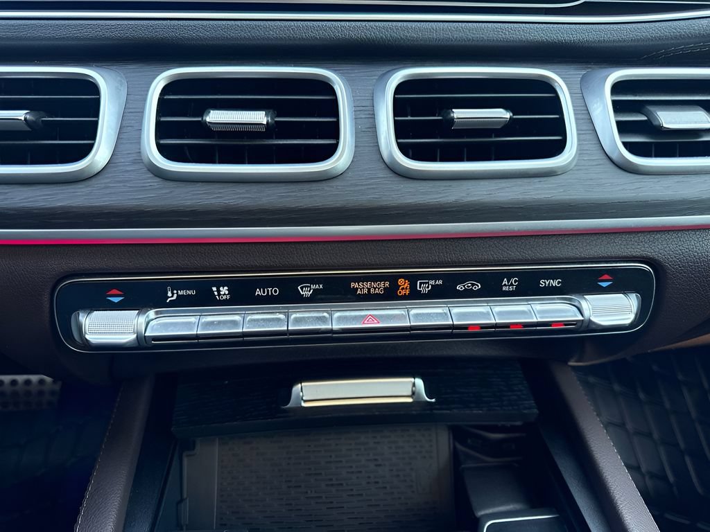 Used 2023 Mercedes-Benz GLS 450 4MATIC image 17