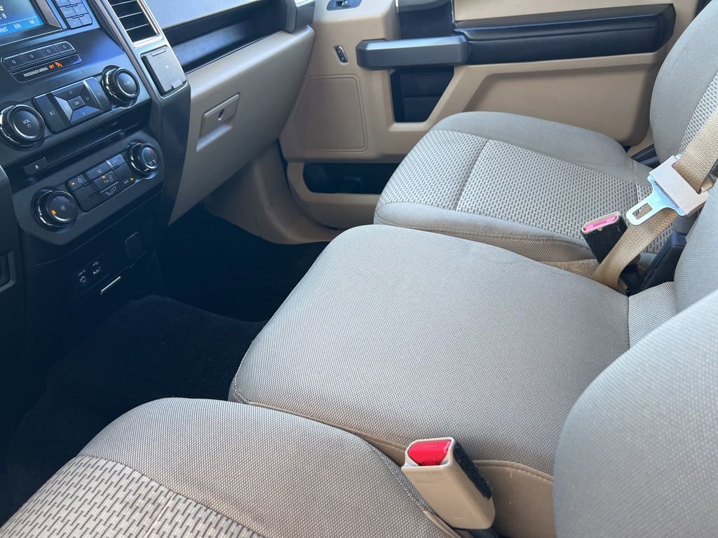 Used 2015 Ford F150 XLT image 31