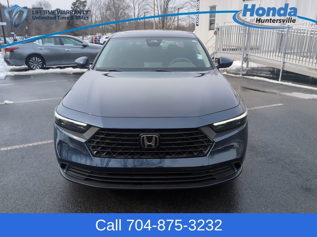 Used 2024 Honda Accord EX image 2