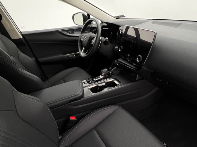 Used 2025 Lexus NX 350 AWD w/ Cold Area Package image 13