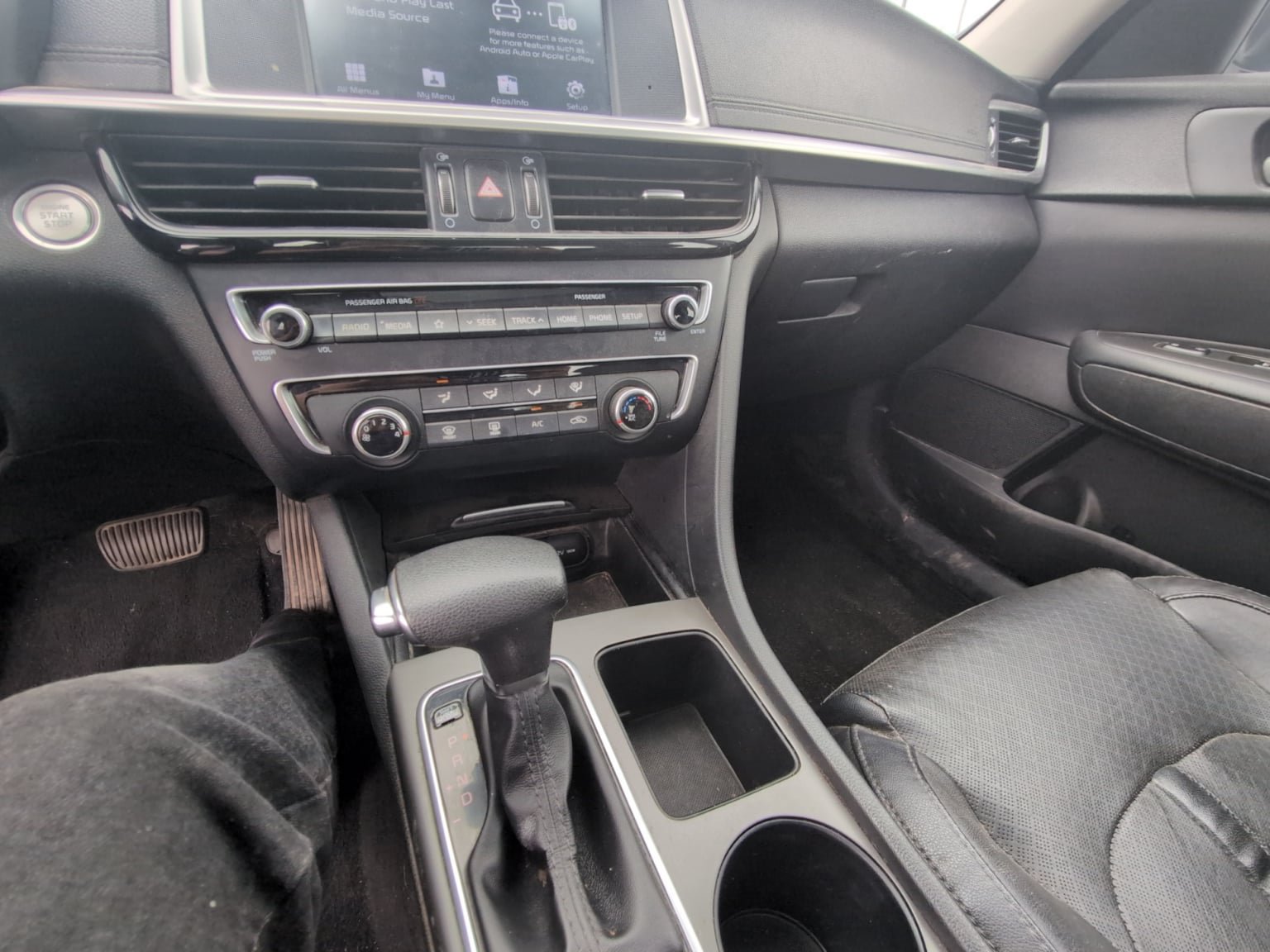 Used 2020 Kia Optima SE FWD image 23