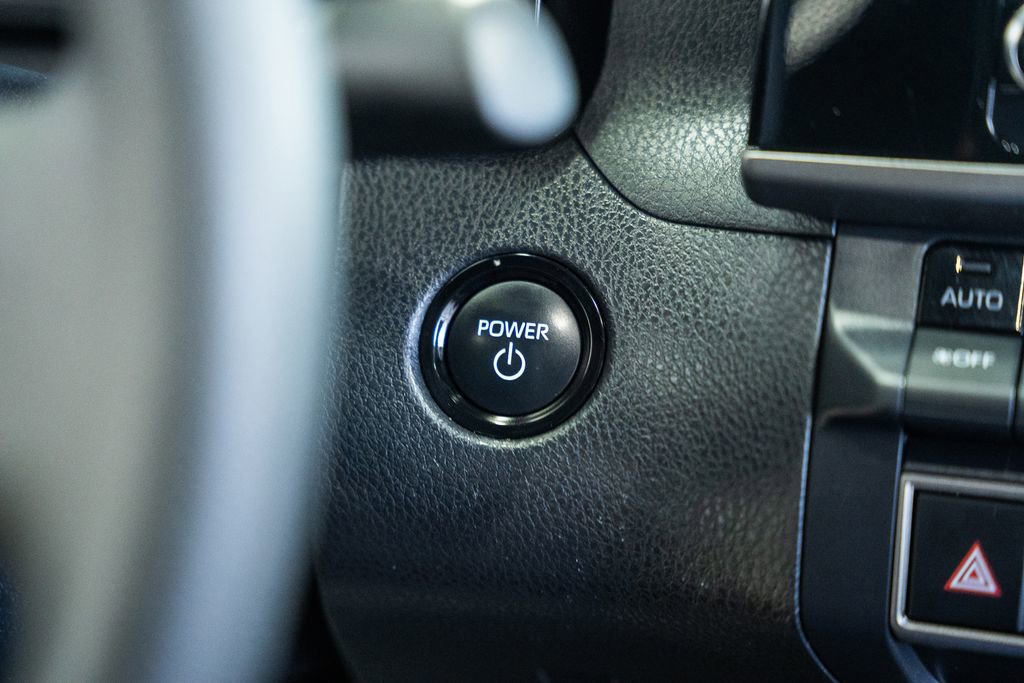 Used 2025 Toyota Camry LE image 19