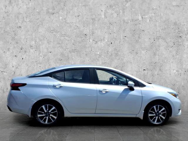 Used 2025 Nissan Versa SV w/ Trunk Package FWD image 4