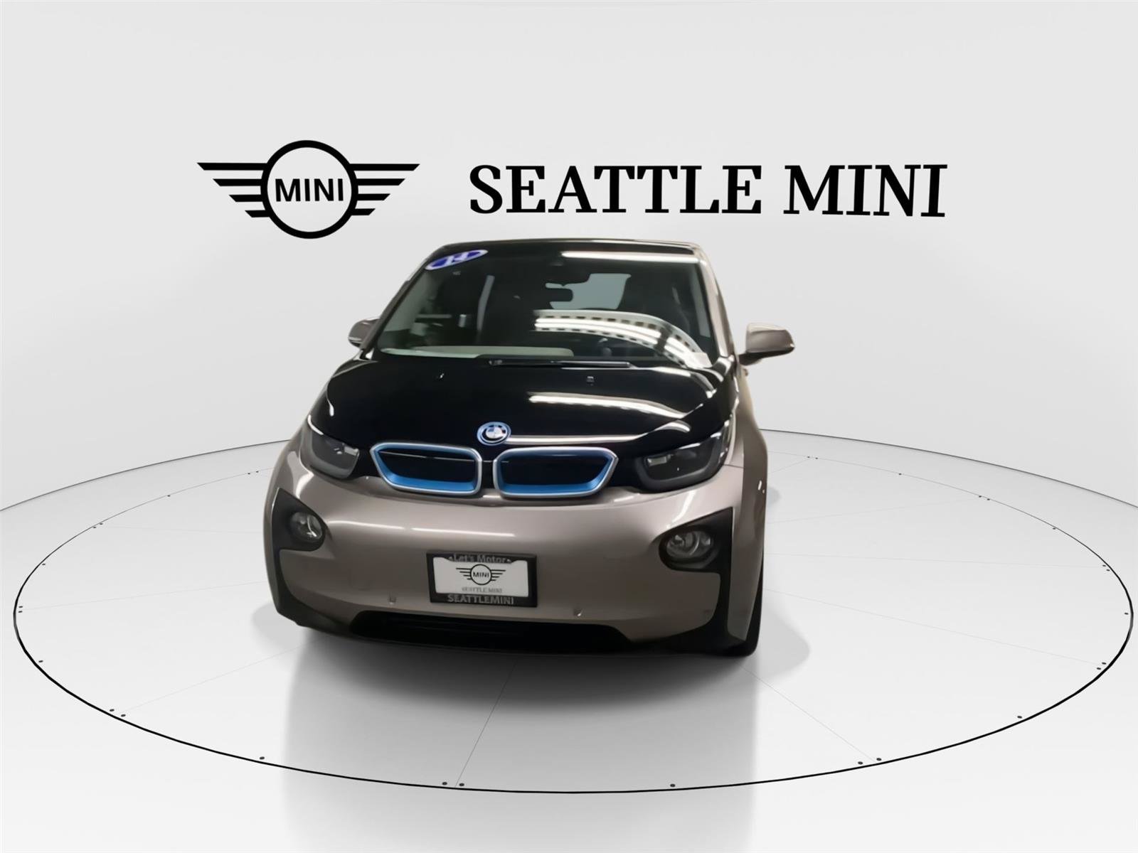 Used 2014 BMW i3 w/ Range Extender RWD image 4