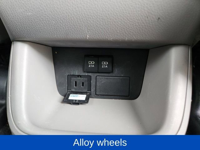 Used 2019 Toyota Highlander XLE image 19