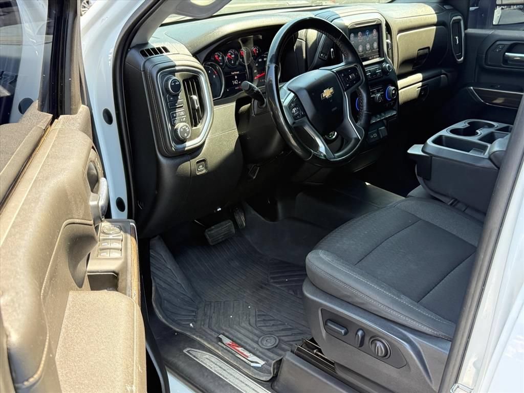 Used 2023 Chevrolet Silverado 2500 LT w/ Convenience Package AWD/4WD image 12