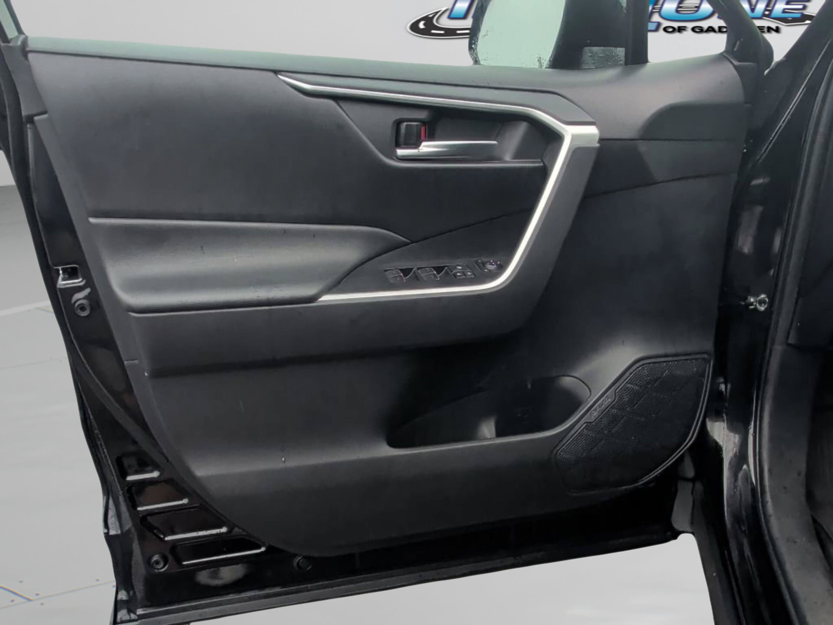 Used 2024 Toyota RAV4 XLE w/ Convenience Package AWD/4WD image 14
