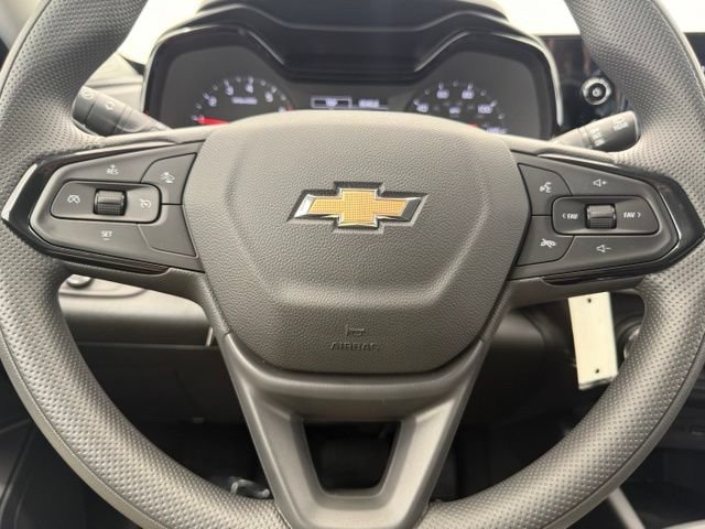 New 2026 Chevrolet Trax LS w/ LS Convenience Package FWD image 38