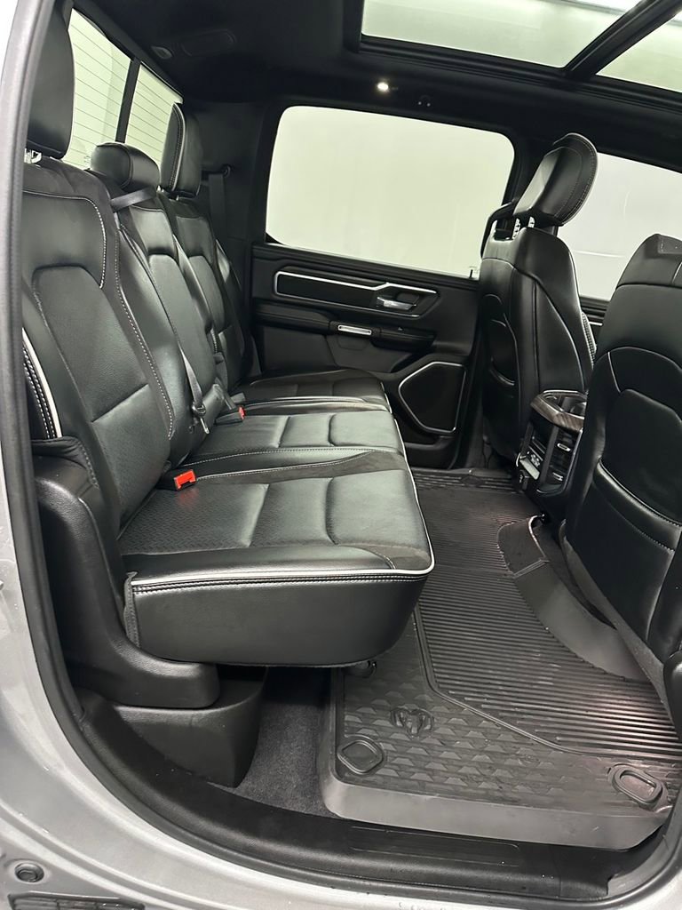 Used 2025 RAM 1500 Laramie w/ Laramie Southwest Edition image 33