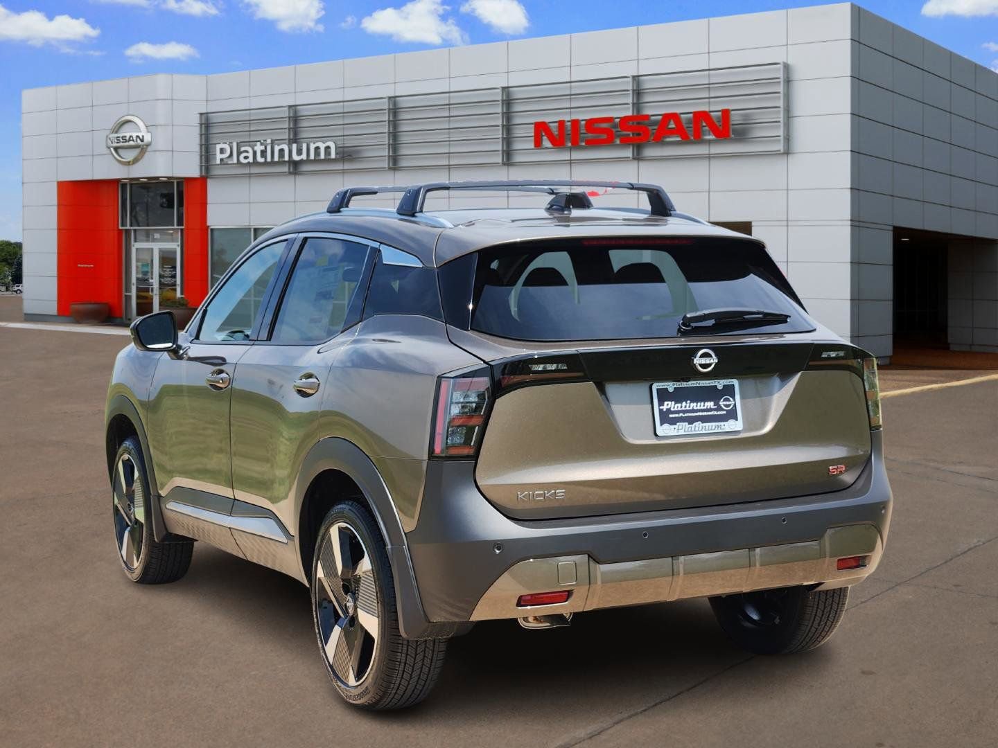 New 2026 Nissan Kicks SR image 5