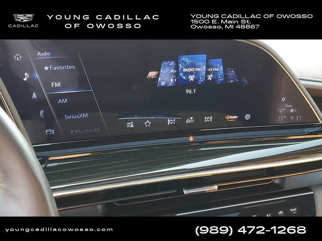 Certified 2023 Cadillac Escalade Premium Luxury w/ Performance Package AWD/4WD image 18