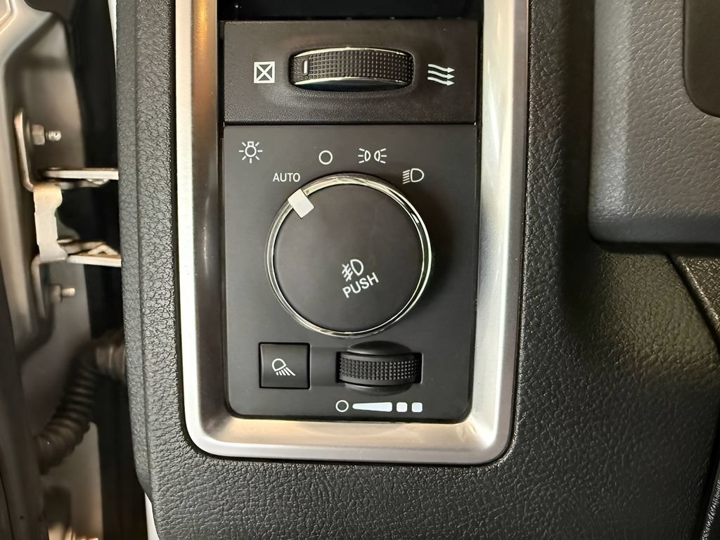 Used 2014 RAM 1500 Big Horn AWD/4WD image 16