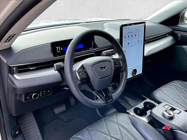 Used 2023 Ford Mustang Mach-E Select image 13