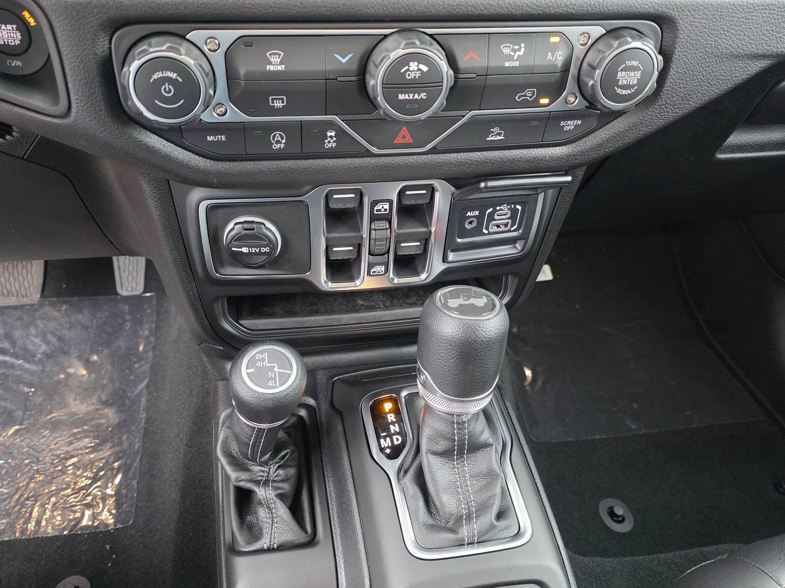 New 2026 Jeep Wrangler Sport S image 20