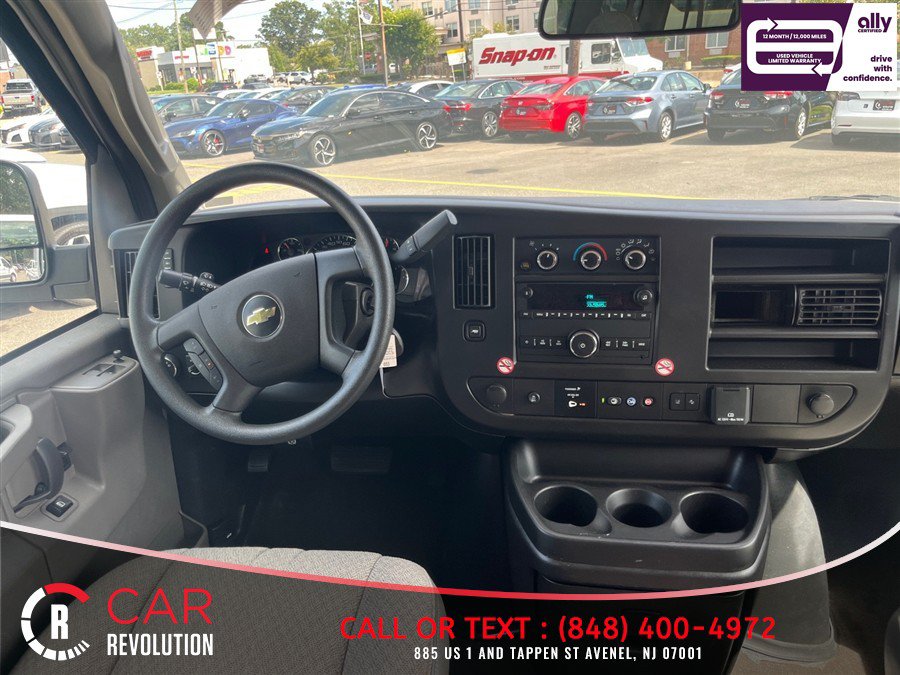 Used 2024 Chevrolet Express 3500 LT w/ LT Preferred Equipment Group RWD image 26