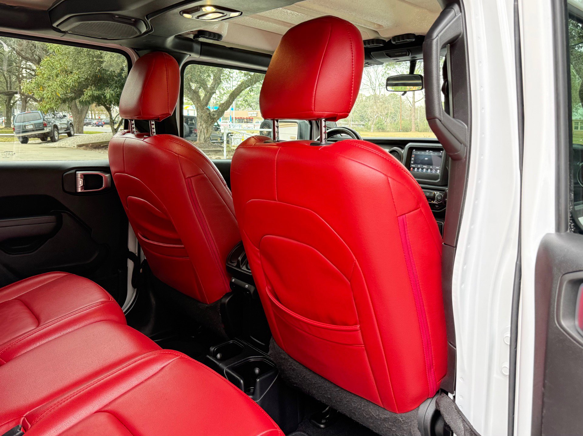 Used 2021 Jeep Gladiator Sport image 41