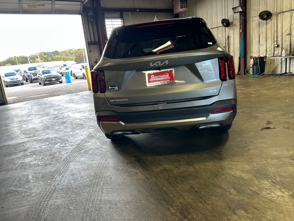 New 2026 Kia Sorento EX image 4