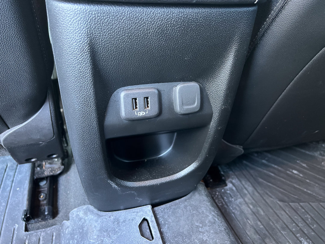 Used 2022 Chevrolet Colorado ZR2 w/ ZR2 Midnight Special Edition AWD/4WD image 26