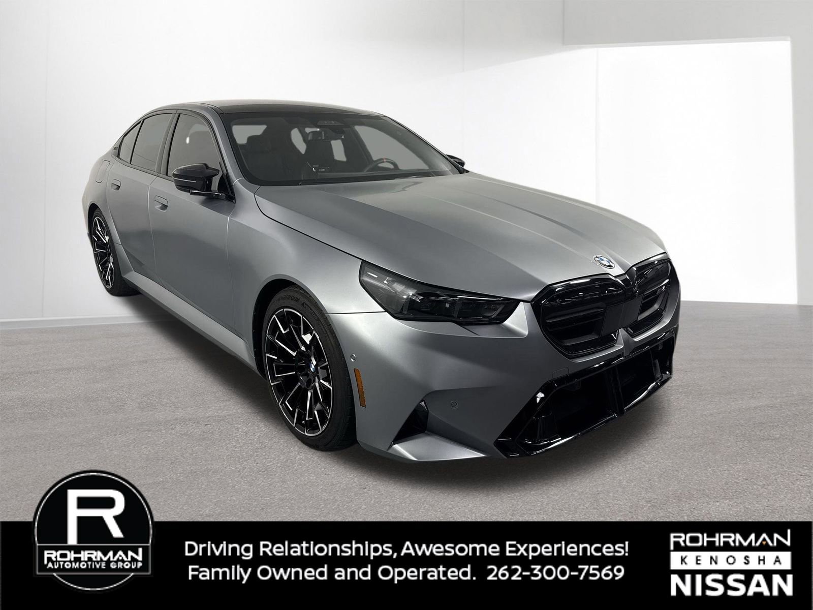 Used 2026 BMW M5 w/ Executive Package AWD/4WD image 3