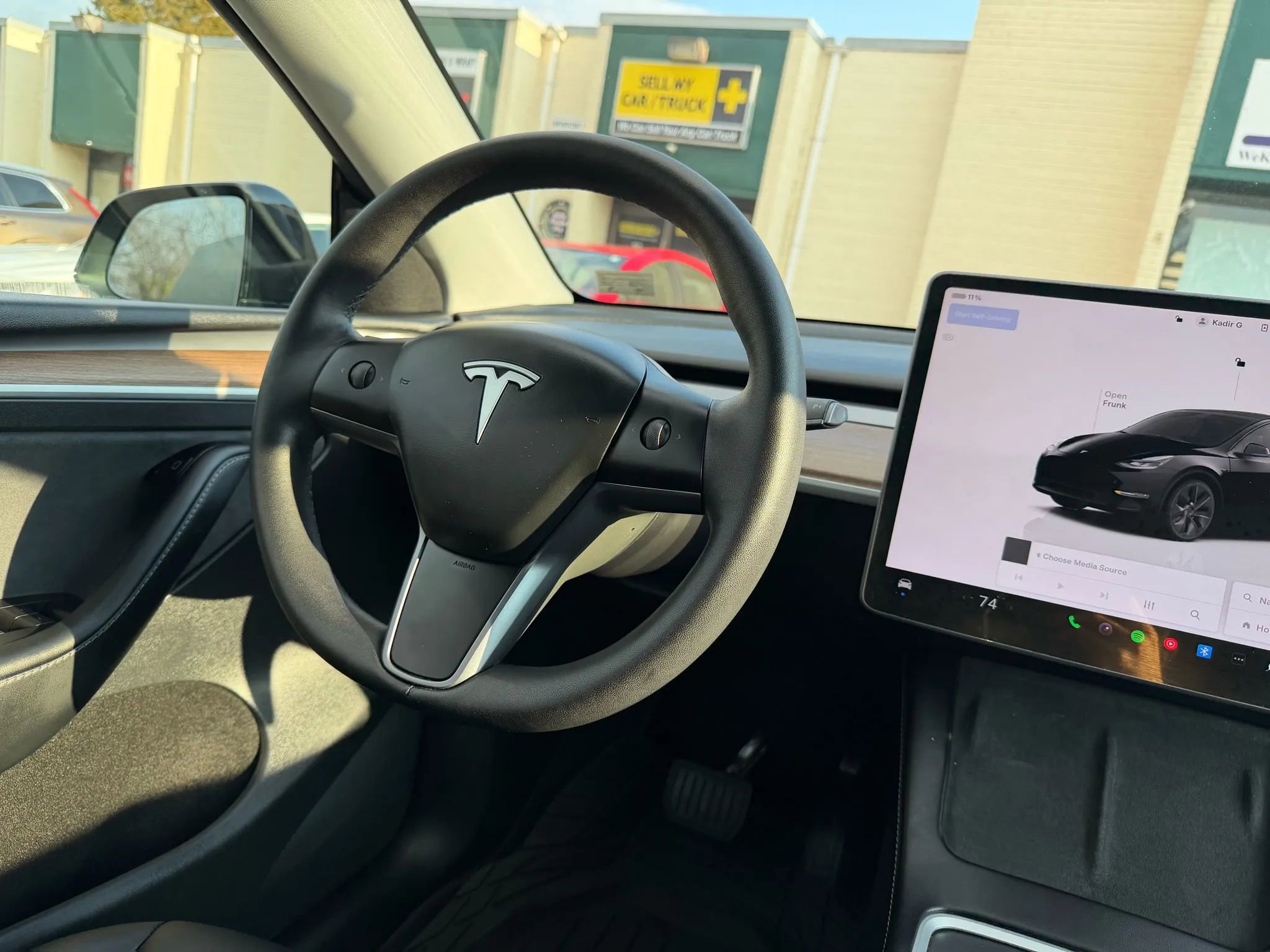 Used 2025 Tesla Model Y Long Range image 20