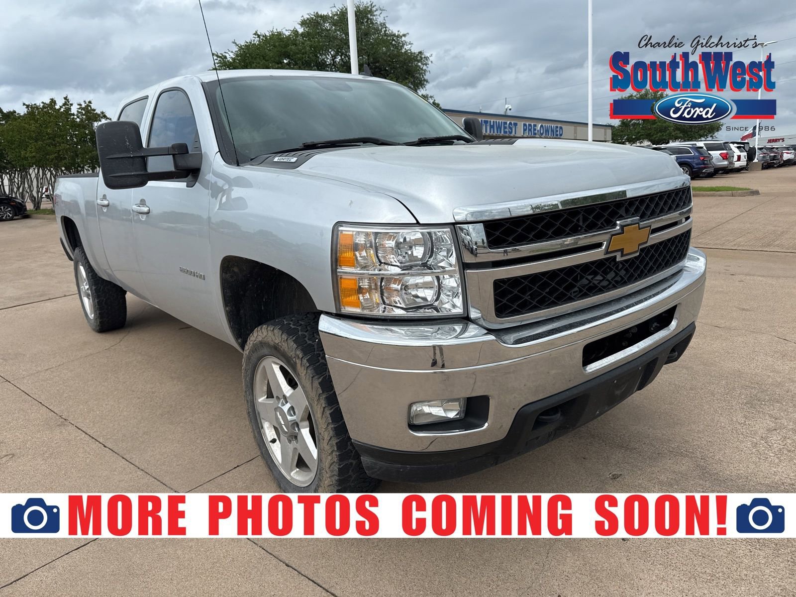Used 2013 Chevrolet Silverado 2500 LTZ w/ LTZ Plus Package image 1