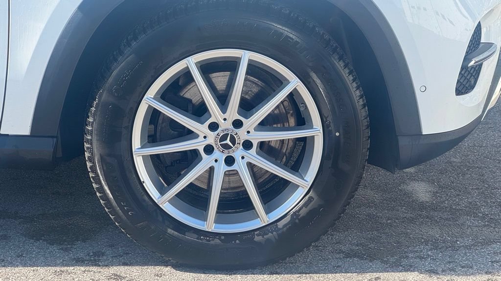 Used 2025 Mercedes-Benz GLE 350 4MATIC image 5