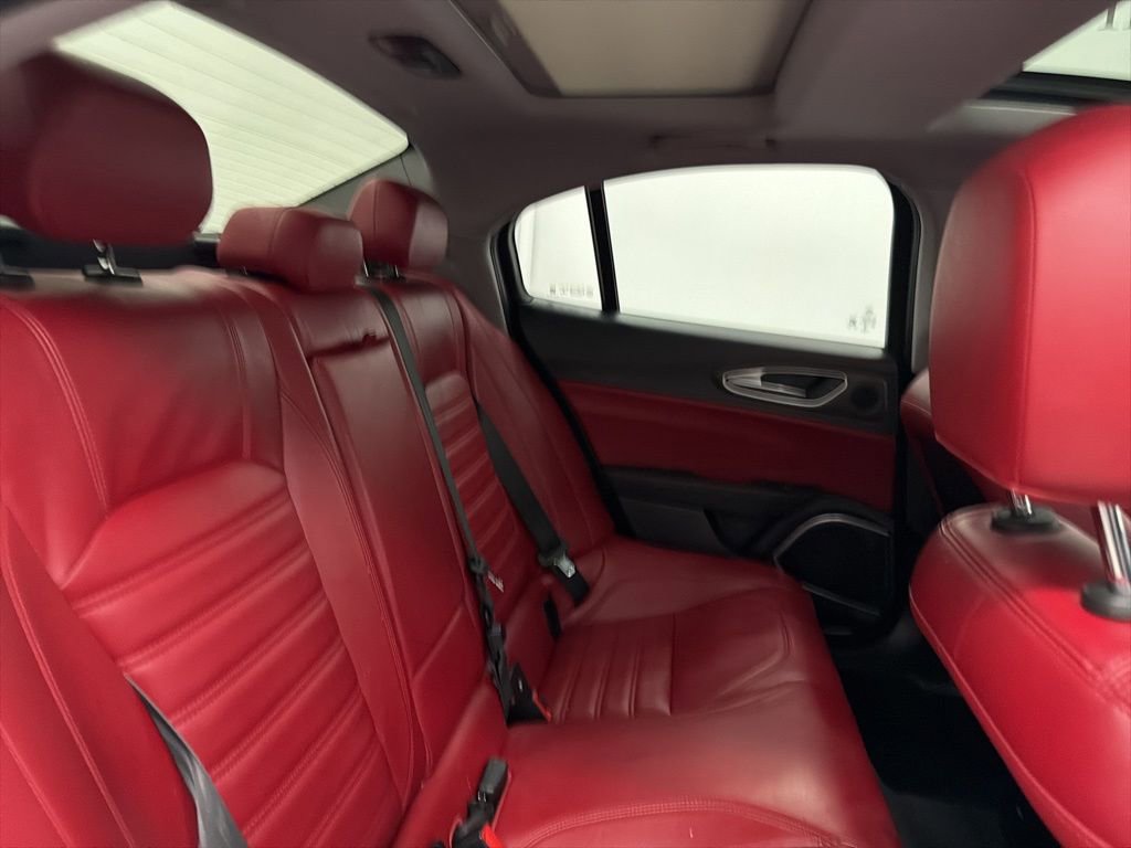 Used 2019 Alfa Romeo Giulia Ti w/ Quick Order Package 22Z Lusso image 28