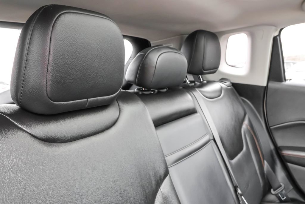 Used 2018 Jeep Compass Limited w/ Navigation Group image 34