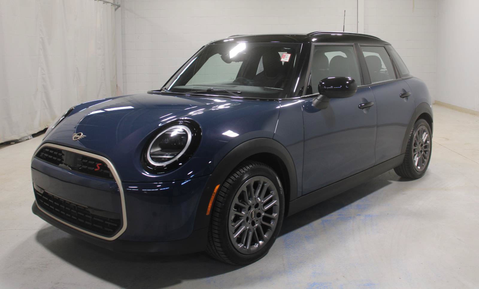 Certified 2026 MINI Cooper S FWD image 1