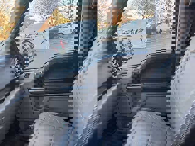 Used 2019 Ford F150 Limited w/ Trailer Tow Package image 3