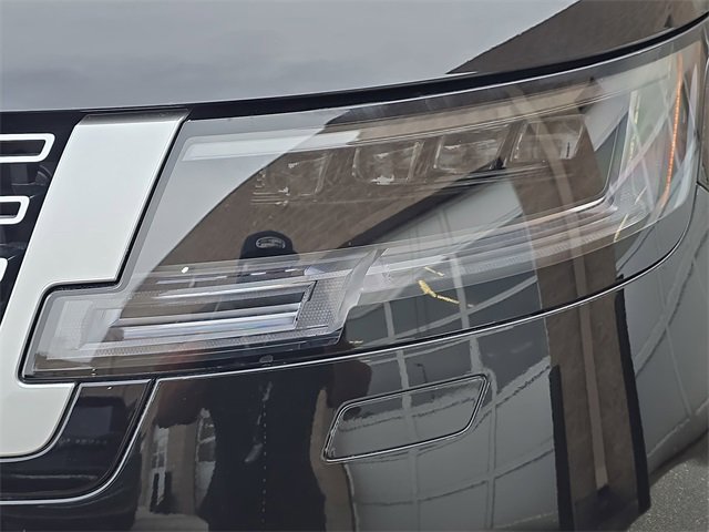 Used 2024 Land Rover Range Rover Autobiography image 30