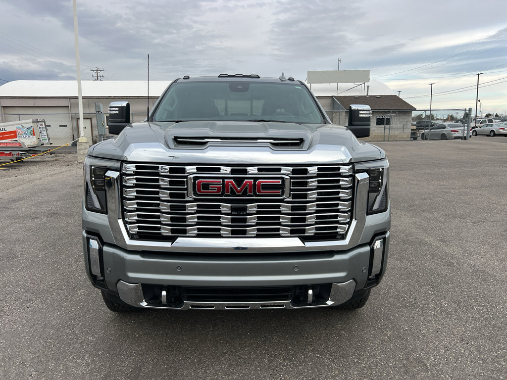 New 2026 GMC Sierra 3500 Denali w/ Denali Reserve Package image 8