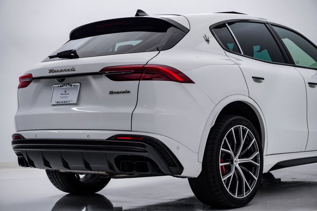 Used 2025 Maserati Grecale Modena AWD/4WD image 12