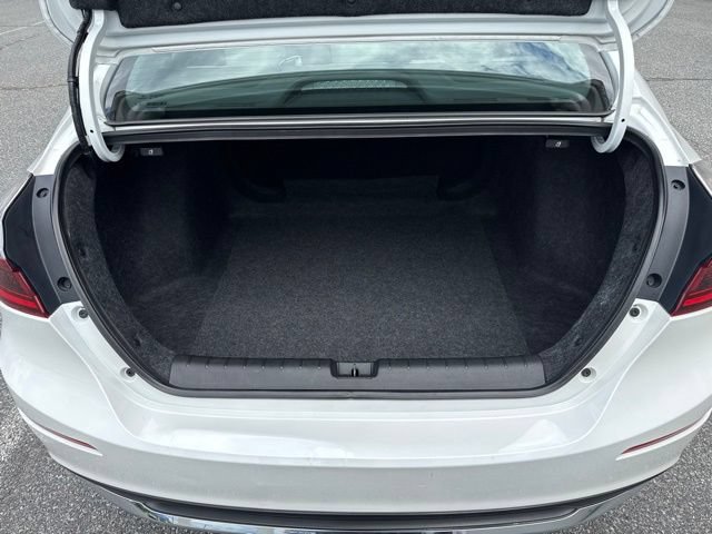 Used 2022 Honda Insight Touring image 10