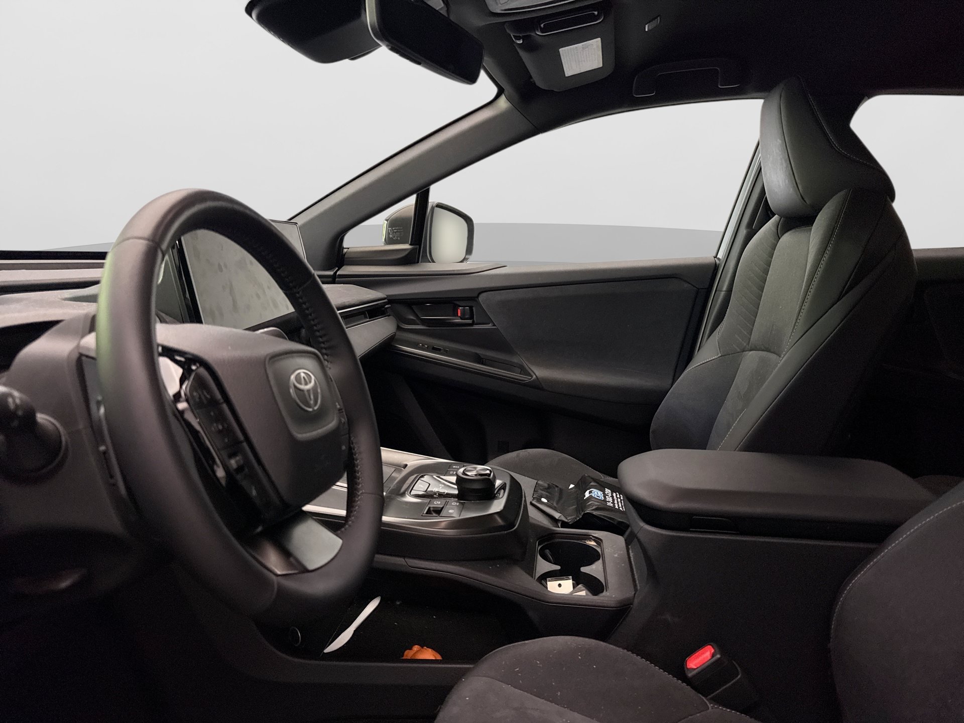 Used 2026 Toyota C-HR AWD/4WD image 9
