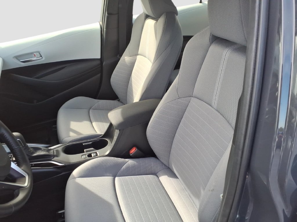 Used 2026 Toyota Corolla SE FWD image 16