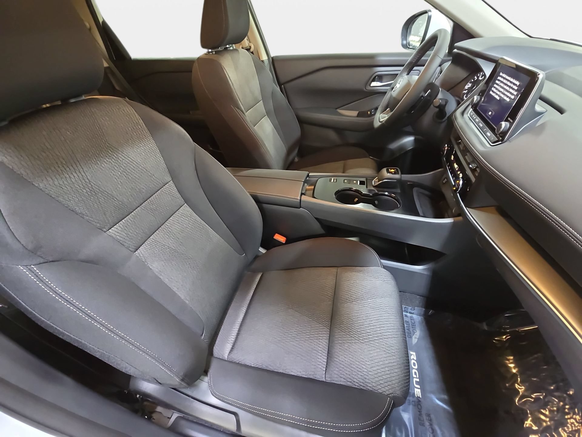 New 2026 Nissan Rogue SV w/ Cold Weather Package FWD image 10