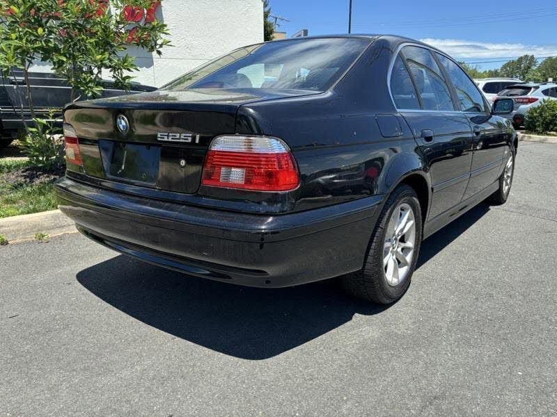 Used 2003 BMW 525i Sedan image 2
