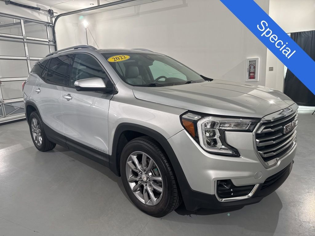 Used 2022 GMC Terrain SLT FWD image 1