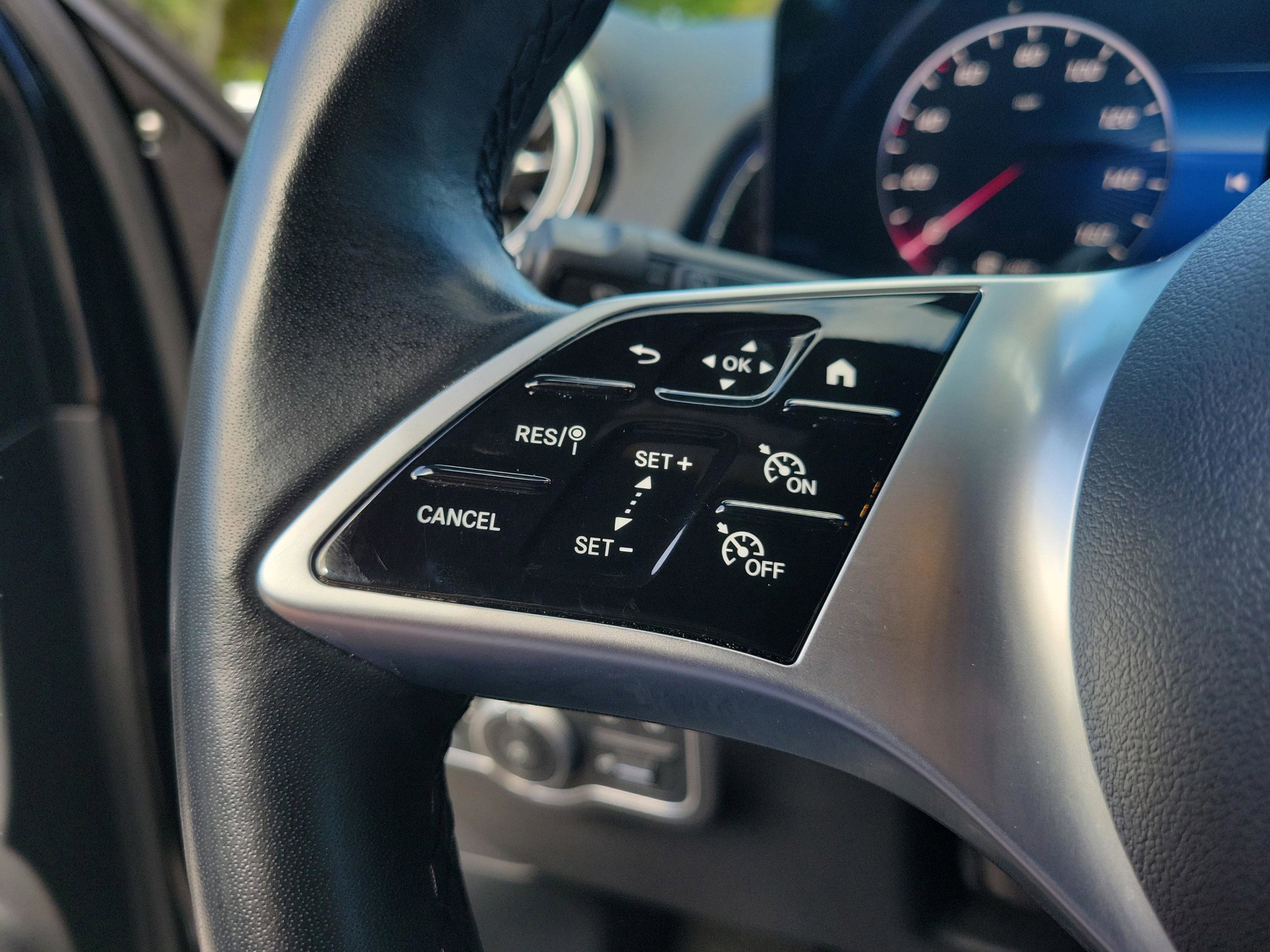Certified 2024 Mercedes-Benz GLB 250 image 28