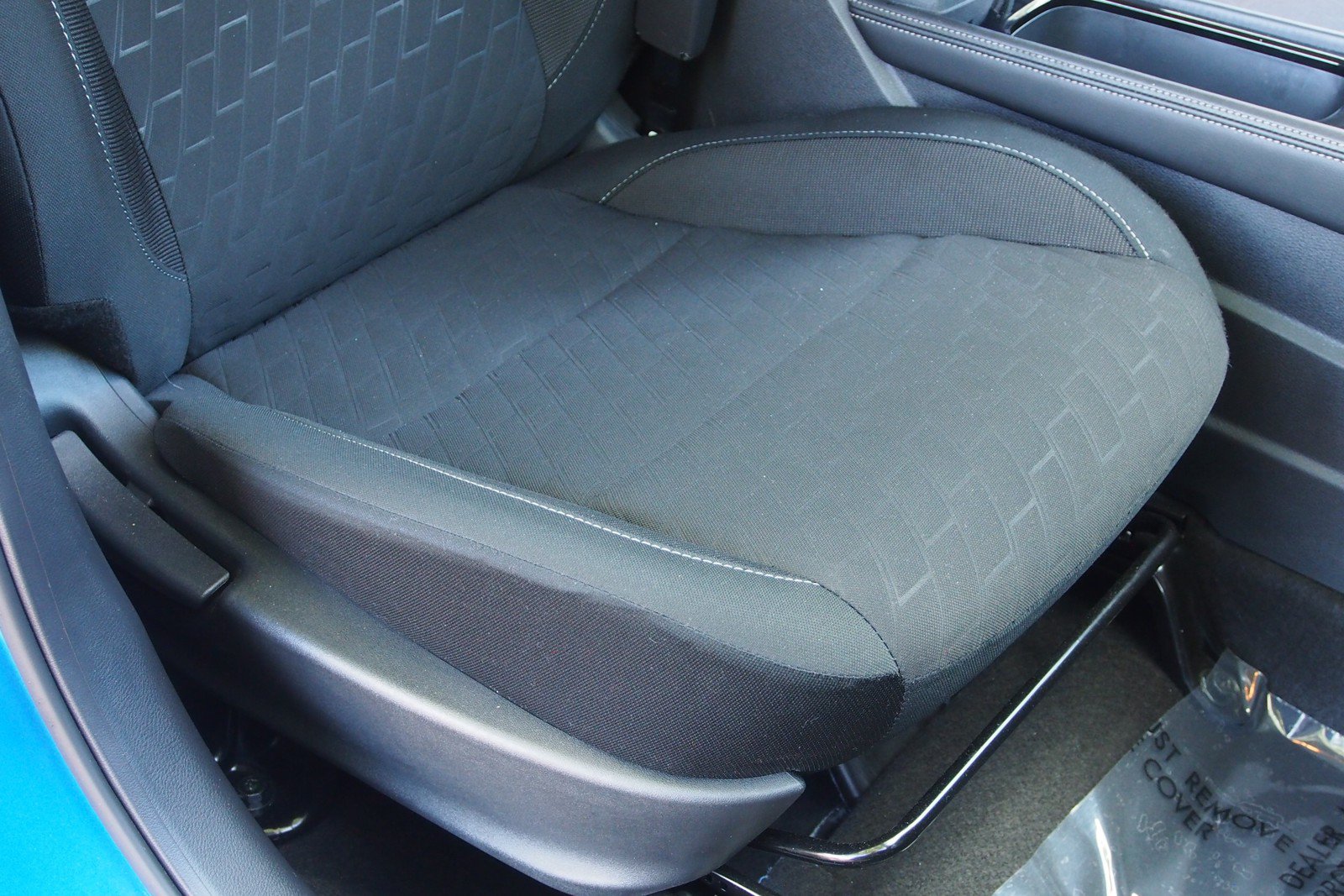 Used 2024 Nissan Kicks SV FWD image 12