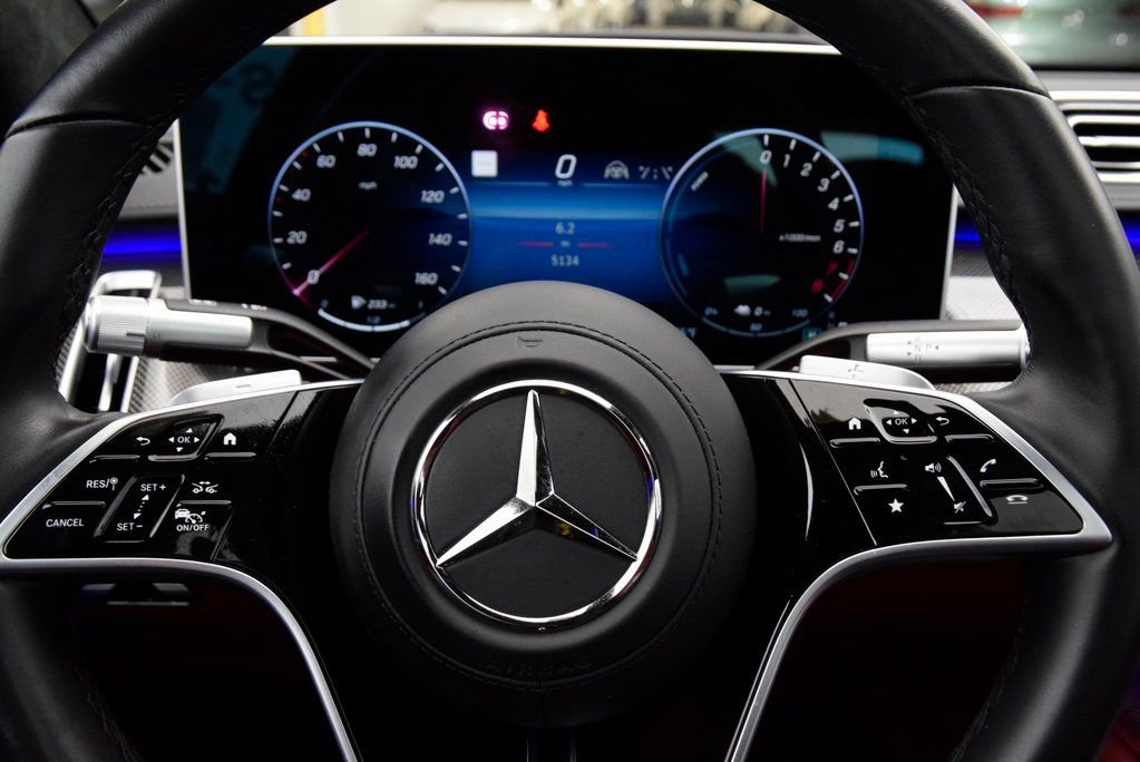 Used 2025 Mercedes-Benz S 580e 4MATIC Sedan image 22