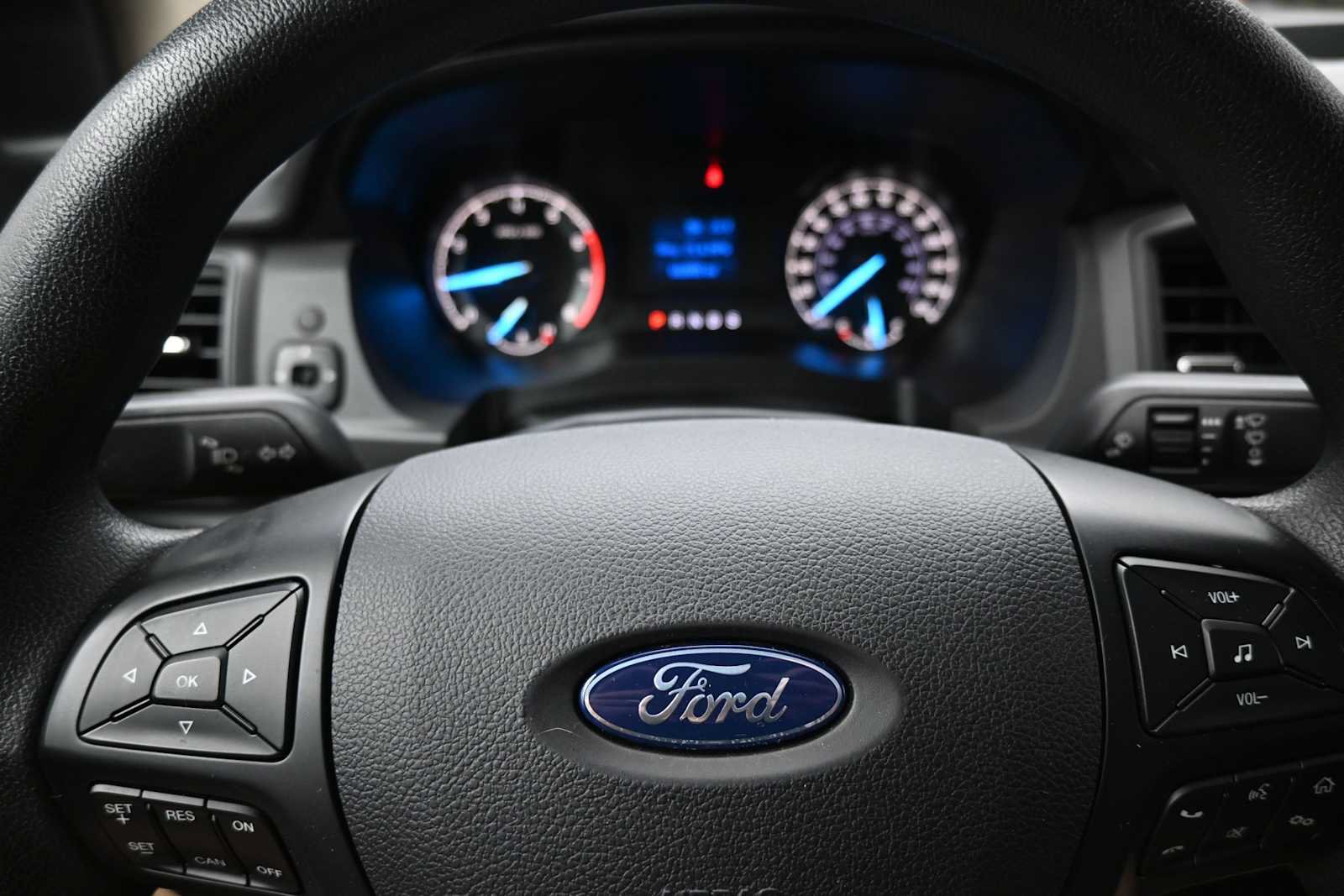 Used 2019 Ford Ranger XL w/ Equipment Group 101A Mid AWD/4WD image 15