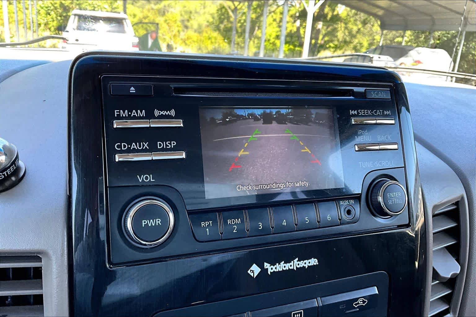 Used 2014 Nissan Titan SV w/ SV Premium Utility Package AWD/4WD image 26