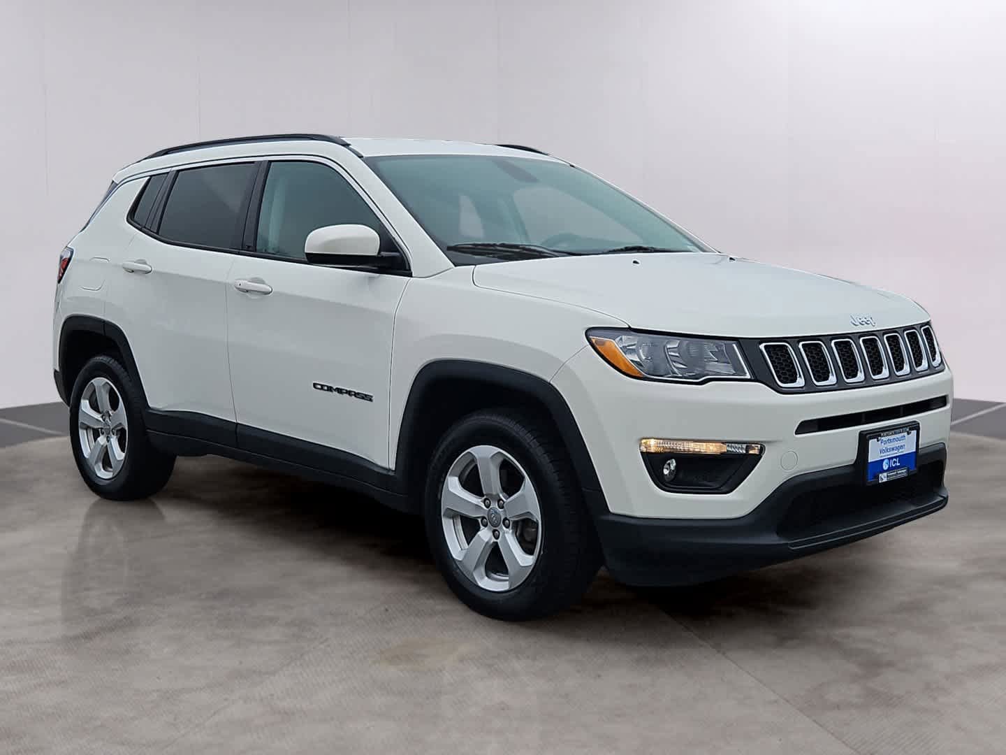 Used 2019 Jeep Compass Latitude AWD/4WD image 3