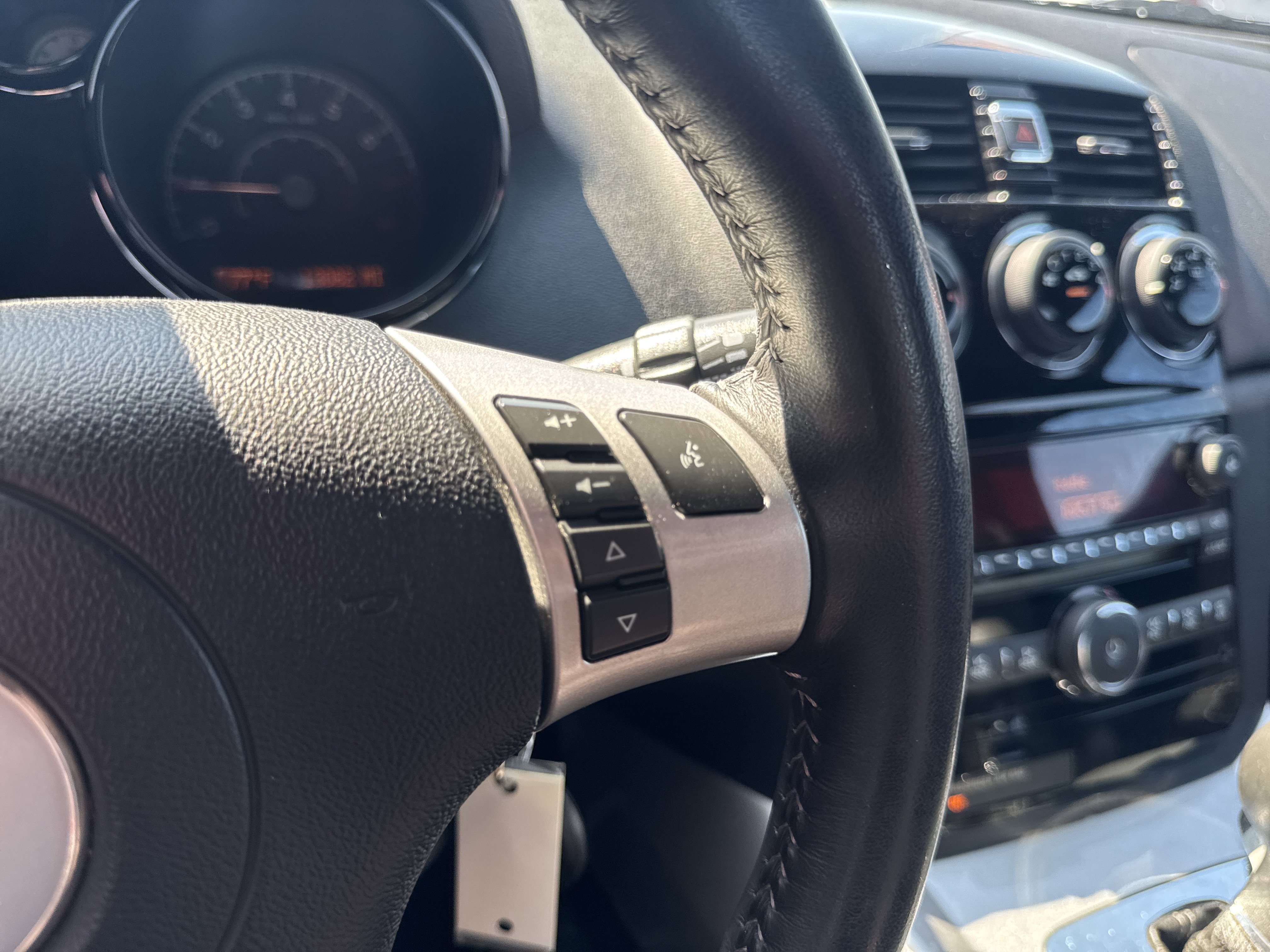 Used 2007 Saturn Sky w/ Premium Trim Pkg image 21