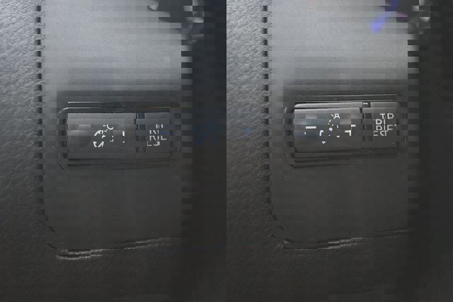 Used 2018 INFINITI Q60 3.0t Luxe image 38